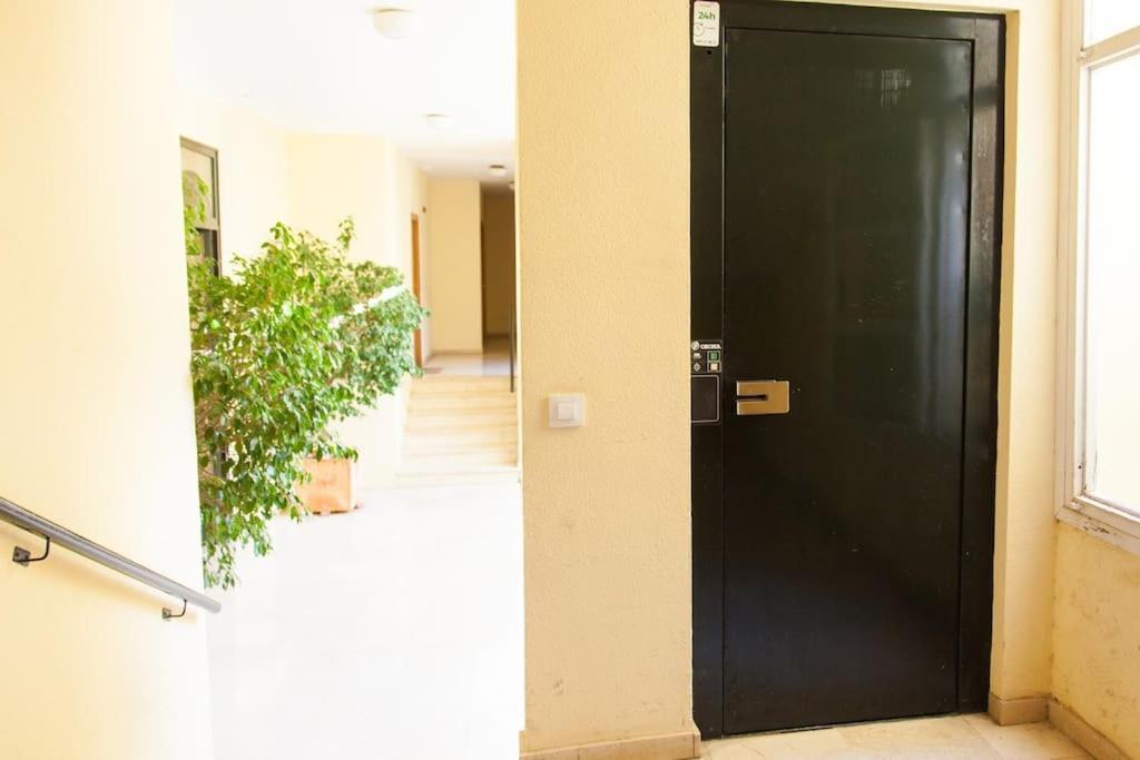 Zona 1 Santa Cruz Parking Privado Sevilha