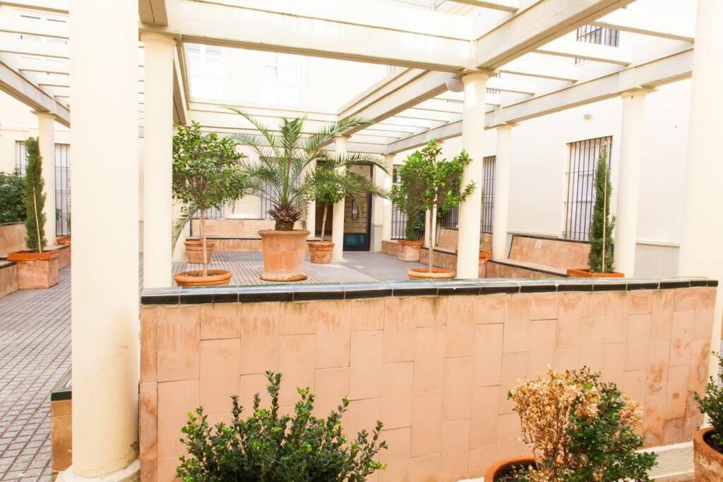 Zona 1 Santa Cruz Parking Privado * Sevilha